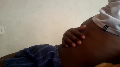 Snapshot of mello_sins chatting on 11/12/25, 12:05 mello_sins online show from 11/12/25, 12:05