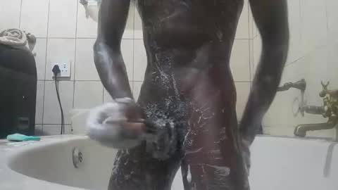 Snapshot of mello_sins chatting on 11/17/25, 04:07 mello_sins online show from 11/17/25, 04:07