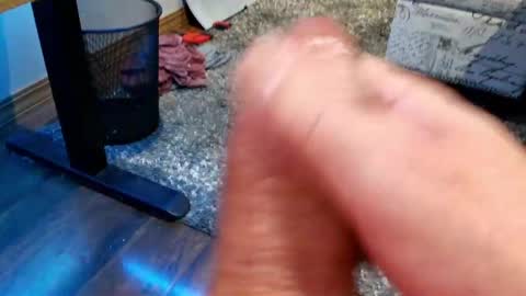 mellomike online show from 05/11/26, 04:59
