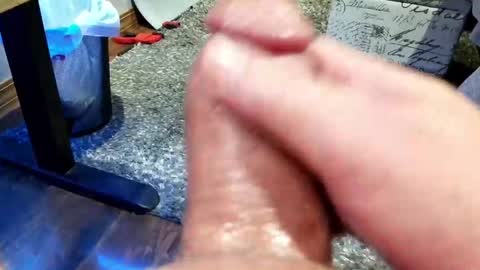 mellomike online show from 05/20/26, 07:42