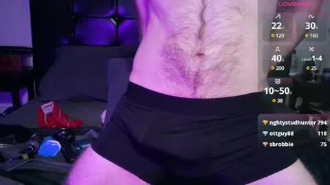 Snapshot of mellowgentleman90 chatting on 12/18/24, 04:53 MellowGent online show from 12/18/24, 04:53