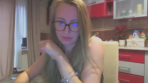 Melly online show from 01/22/25, 10:29