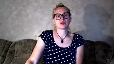 Melly online show from 06/14/26, 01:35