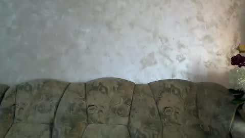 Melly online show from 07/17/26, 07:15