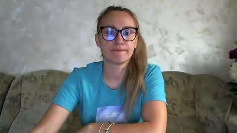 Melly online show from 07/26/26, 07:48