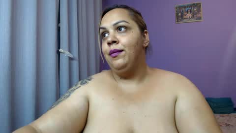Snapshot of mellybbw chatting on 07/04/26, 09:43 mellybbw online show from 07/04/26, 09:43
