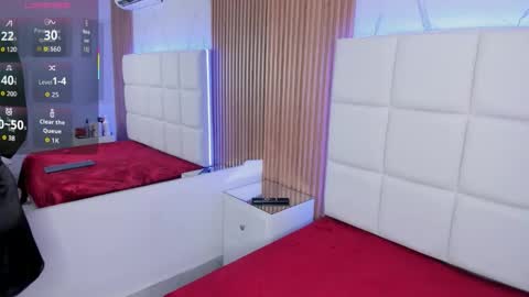 MELODDY PARKERR online show from 12/14/25, 05:02