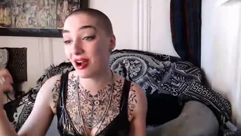 Snapshot of melodicknowledge chatting on 03/01/25, 05:16 Majesty 3 online show from 03/01/25, 05:16