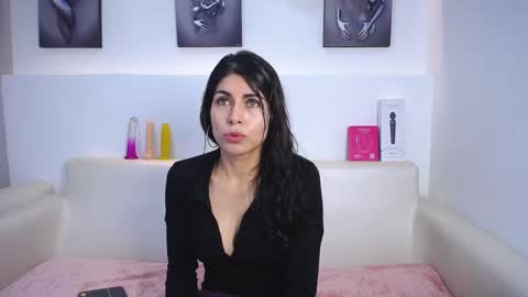 Melodi online show from 10/21/25, 01:01