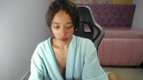 Snapshot of melody11_s chatting on 08/06/26, 08:16 Melody online show from 08/06/26, 08:16