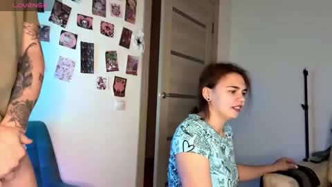 Snapshot of melody_song chatting on 10/24/25, 08:55 melody_song online show from 10/24/25, 08:55