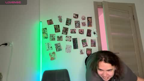 Snapshot of melody_song chatting on 10/25/25, 10:12 melody_song online show from 10/25/25, 10:12