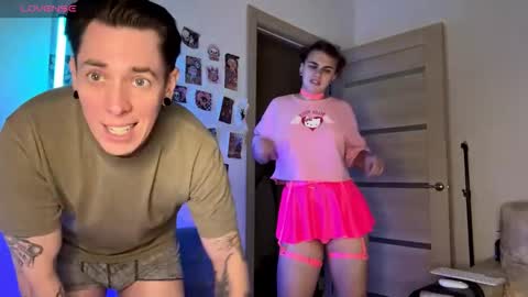 Snapshot of melody_song chatting on 10/31/25, 10:05 melody_song online show from 10/31/25, 10:05