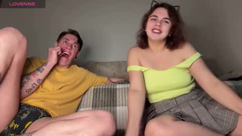 Snapshot of melody_song chatting on 11/22/25, 10:36 melody_song online show from 11/22/25, 10:36