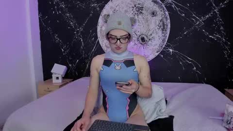 Melody Ninja online show from 09/30/25, 05:56