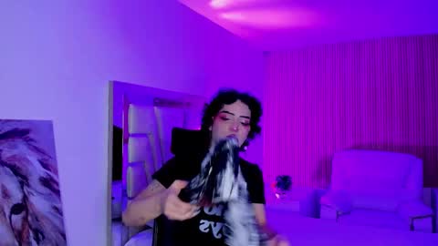 Melody Ninja online show from 10/19/25, 04:24