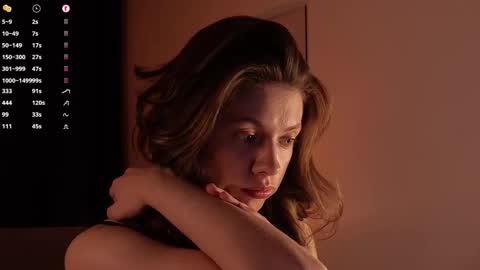 Snapshot of melodykey_x chatting on 10/31/25, 04:41 melody online show from 10/31/25, 04:41