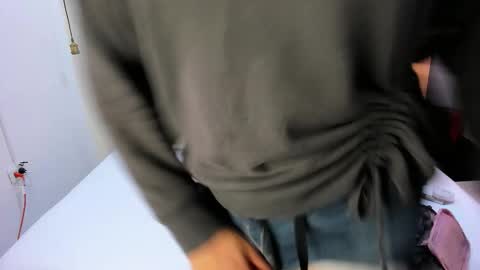 Melody online show from 09/14/25, 08:08