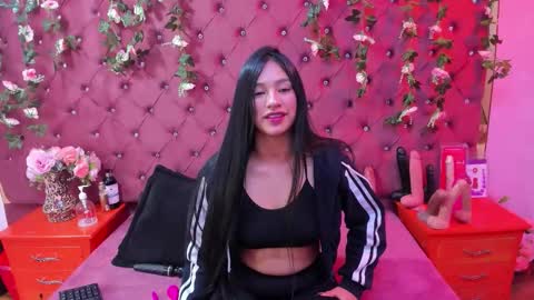 Melodysmithass online show from 11/23/25, 02:33