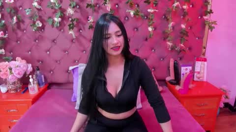Melodysmithass online show from 12/21/25, 02:41