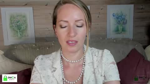 Melody My schedule this week  Wednesday Thursday Sunday online show from 09/20/25, 03:13