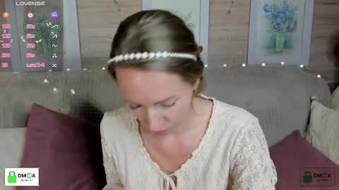 Melody My schedule this week  Wednesday Thursday Sunday online show from 09/28/25, 04:23