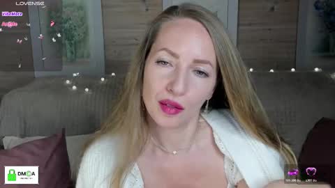 Melody My schedule this week  Wednesday Thursday Sunday online show from 11/18/25, 05:28