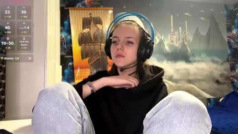 Hi Im Aria 18 years old online show from 12/18/25, 03:51