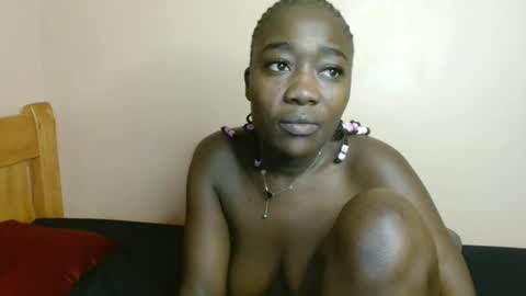 Snapshot of melrose_nadia chatting on 04/08/26, 10:37 mel online show from 04/08/26, 10:37