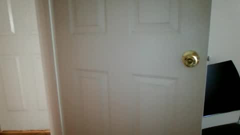 Snapshot of melxiss chatting on 11/27/25, 07:49 melxiss online show from 11/27/25, 07:49