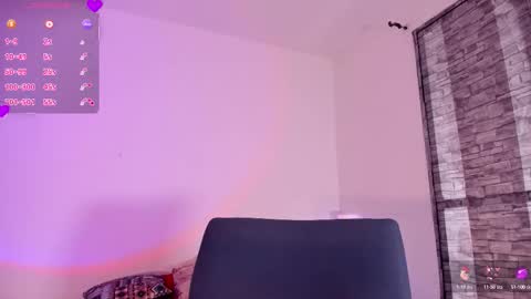    online show from 10/03/25, 12:13