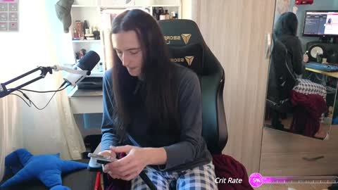 Snapshot of memikouki chatting on 01/30/25, 01:42 Megumi Aina online show from 01/30/25, 01:42