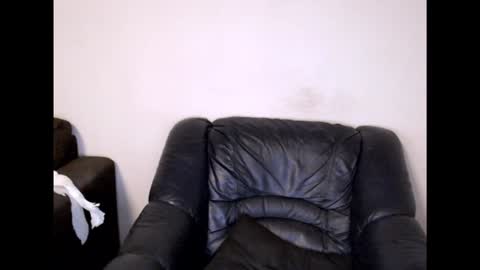 Snapshot of memyself8 chatting on 01/04/25, 05:26 memyself8 online show from 01/04/25, 05:26