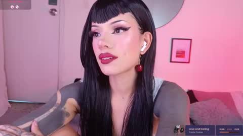 Mena  Help me reach 700 thumbs up online show from 09/25/25, 07:50