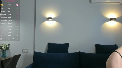 Hello My name is Lily online show from 01/12/25, 11:17