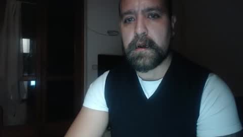 menformen1929 online show from 10/21/25, 11:38