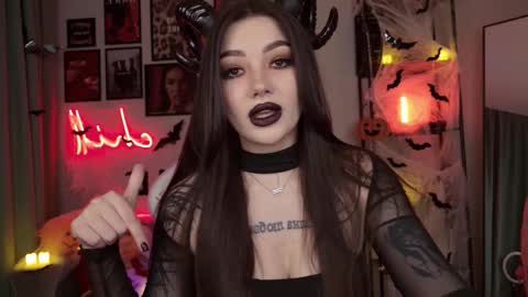 Snapshot of meow__baby chatting on 10/31/25, 06:53 Amy Meow online show from 10/31/25, 06:53