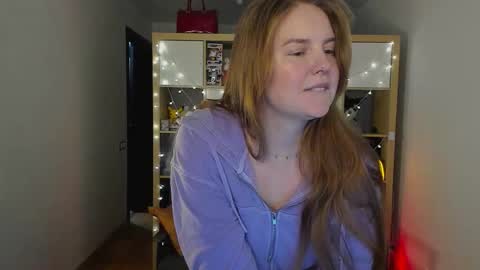 Snapshot of meow_k1tty chatting on 02/04/26, 08:09 Flora Next stream November 17th at 6 GMT online show from 02/04/26, 08:09