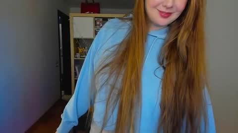 Snapshot of meow_k1tty chatting on 03/05/26, 06:20 Flora Next stream November 17th at 6 GMT online show from 03/05/26, 06:20