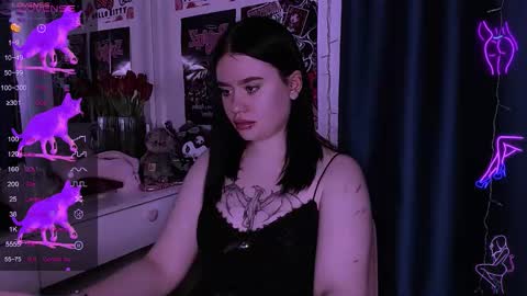 Snapshot of meow_marie chatting on 02/17/26, 06:10 meow marie online show from 02/17/26, 06:10