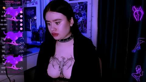Snapshot of meow_marie chatting on 04/04/26, 11:57 meow marie online show from 04/04/26, 11:57