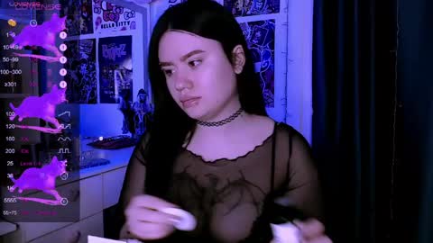 Snapshot of meow_marie chatting on 06/08/26, 08:42 meow marie online show from 06/08/26, 08:42