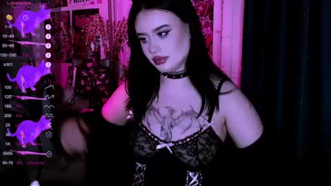 Snapshot of meow_marie chatting on 07/23/26, 10:40 meow marie online show from 07/23/26, 10:40
