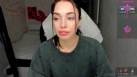 Snapshot of meow_moore chatting on 01/07/25, 01:46 Megan online show from 01/07/25, 01:46