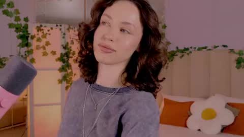 Snapshot of meow_nancy chatting on 06/17/26, 05:10 Heeyyooo Im Nans Subscribe to me I will be glad online show from 06/17/26, 05:10
