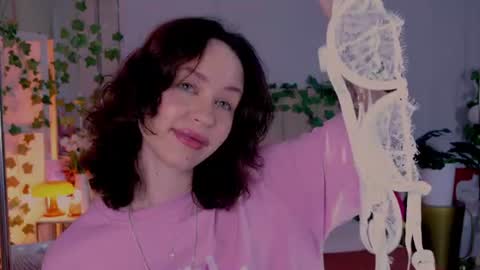 Snapshot of meow_nancy chatting on 06/20/26, 05:21 Heeyyooo Im Nans Subscribe to me I will be glad online show from 06/20/26, 05:21