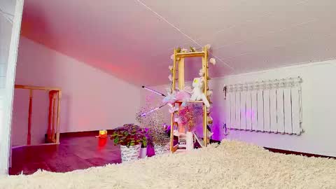 Snapshot of meowroslava chatting on 11/14/25, 09:30 meowroslava online show from 11/14/25, 09:30