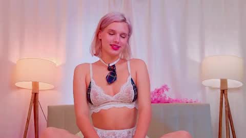 Lilu online show from 07/31/26, 04:01
