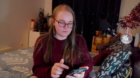 Mary  online show from 01/02/25, 11:16