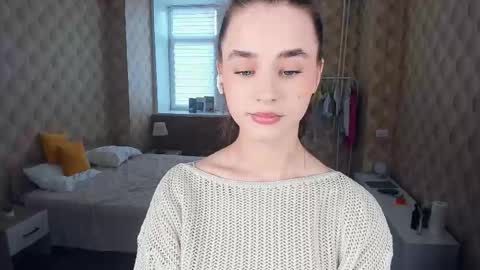 Snapshot of meoww_meows chatting on 10/18/25, 09:10 Julie online show from 10/18/25, 09:10